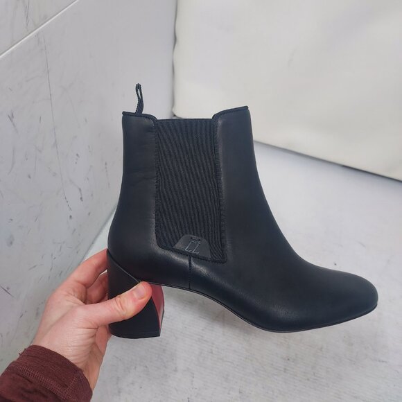 Christian Louboutin Black Leather Turelastic Chelsea Boot - Picture 3 of 10